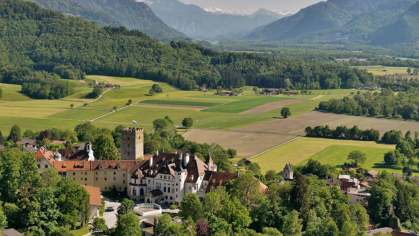 Schloss Neubeuern езикови ваканции